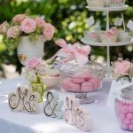 25 Fluffy Candy Bar Idea For Wedding Buffet