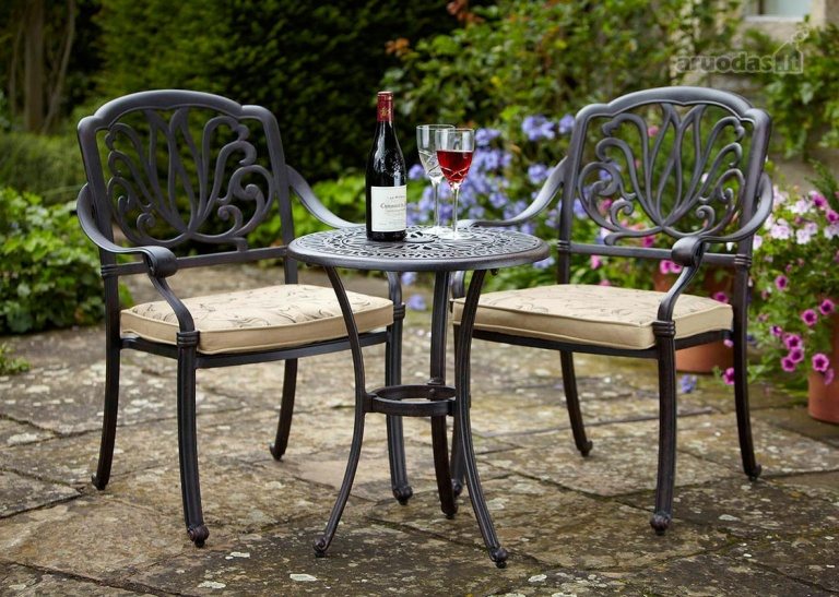 Outdoor Patio Classic Furniture Designs