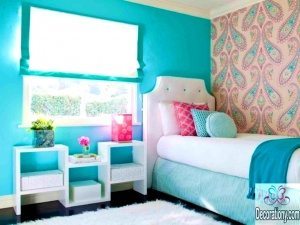 blue bedroom feature wall for teenagers