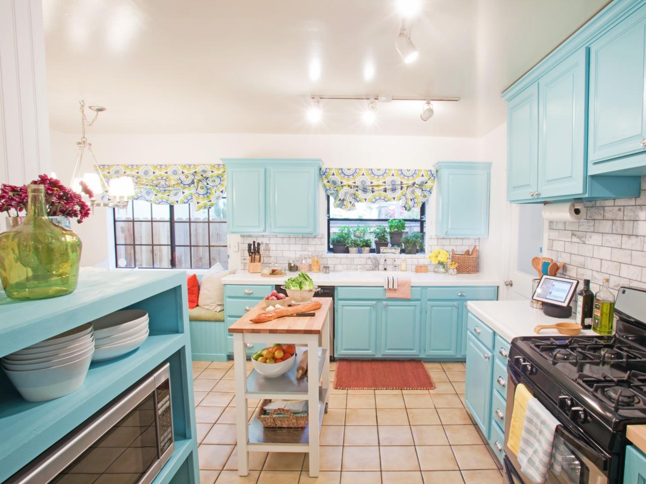 blue-kitchen-paint-colors-4x3-after-01-of-yu-and-buny-s-kitchen-casey