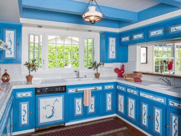 Sky blue kitchen color ideas