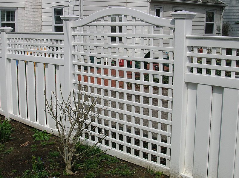 lattice-fence-idea-in-white-color