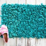 DIY rag rugs with old t-shirts