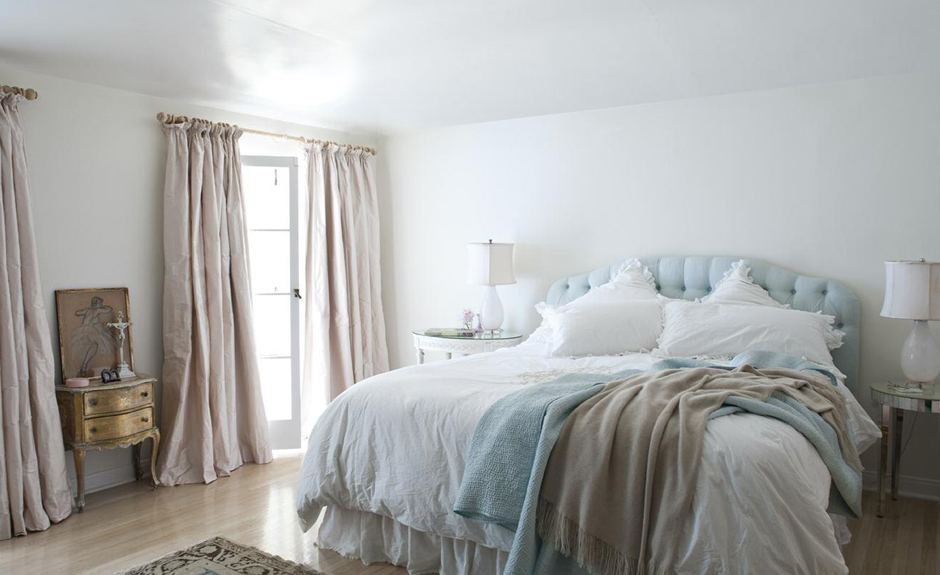 shabby-chic-bedrooms cheap