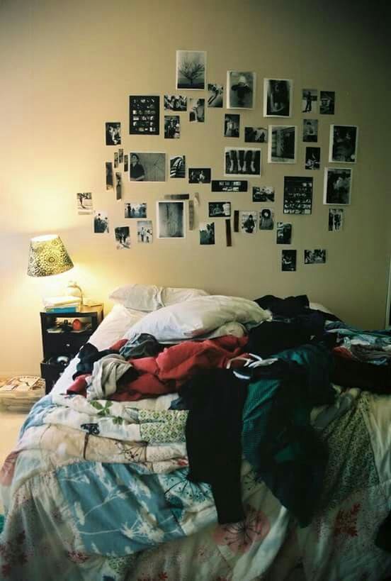 spontaneous bedroom gallery wall ideas