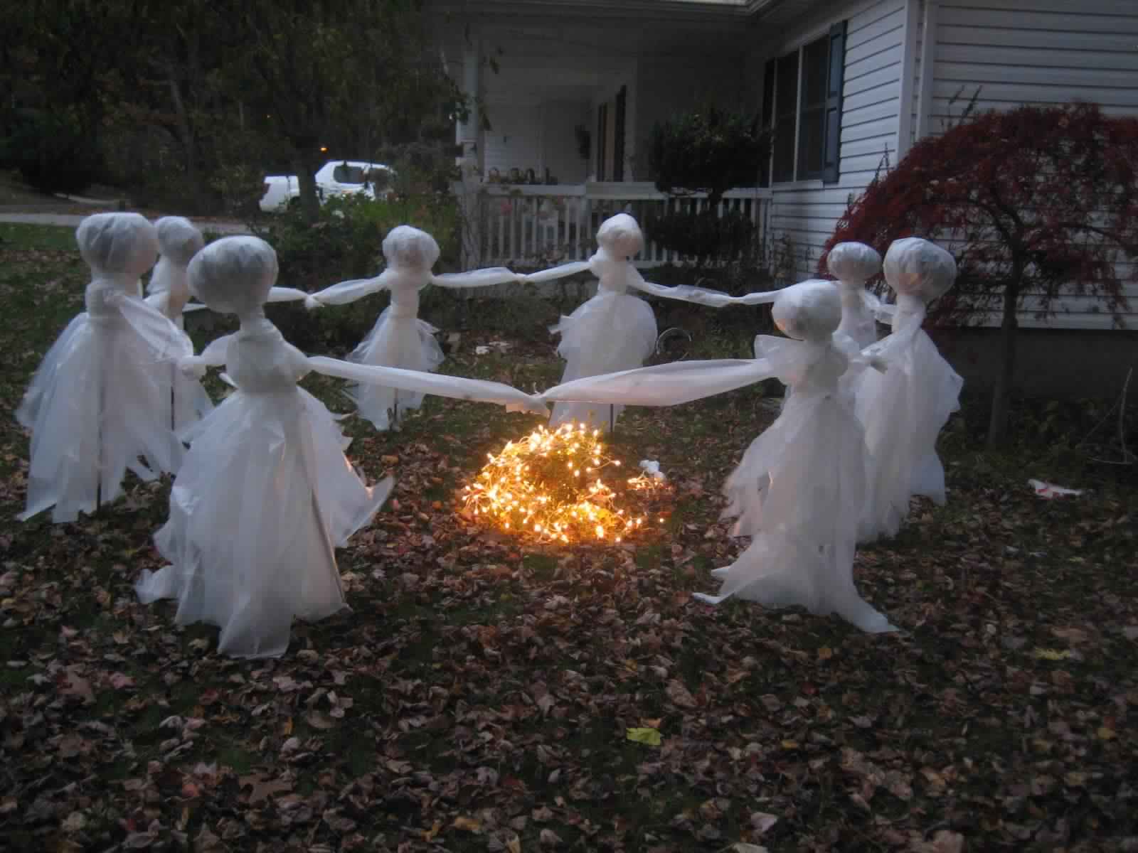 Outdoor Halloween Decorations Spirit forms 2017