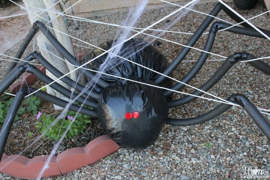 Outdoor Halloween Decorations Spider 2017
