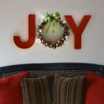 DIY Christmas wall decor ideas