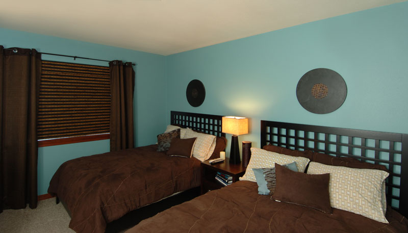 25 Blue and Brown Bedrooms Decor & Designs | Decor Or Design